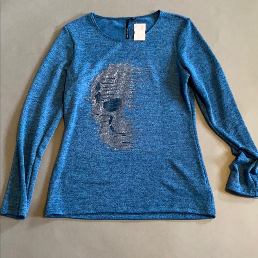 Kay Celine NWT skull top